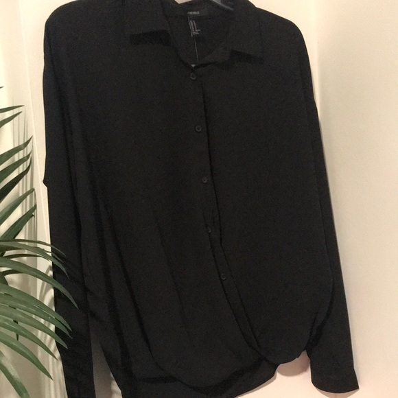NWOT-Button up cross body blouse - Picture 1 of 7